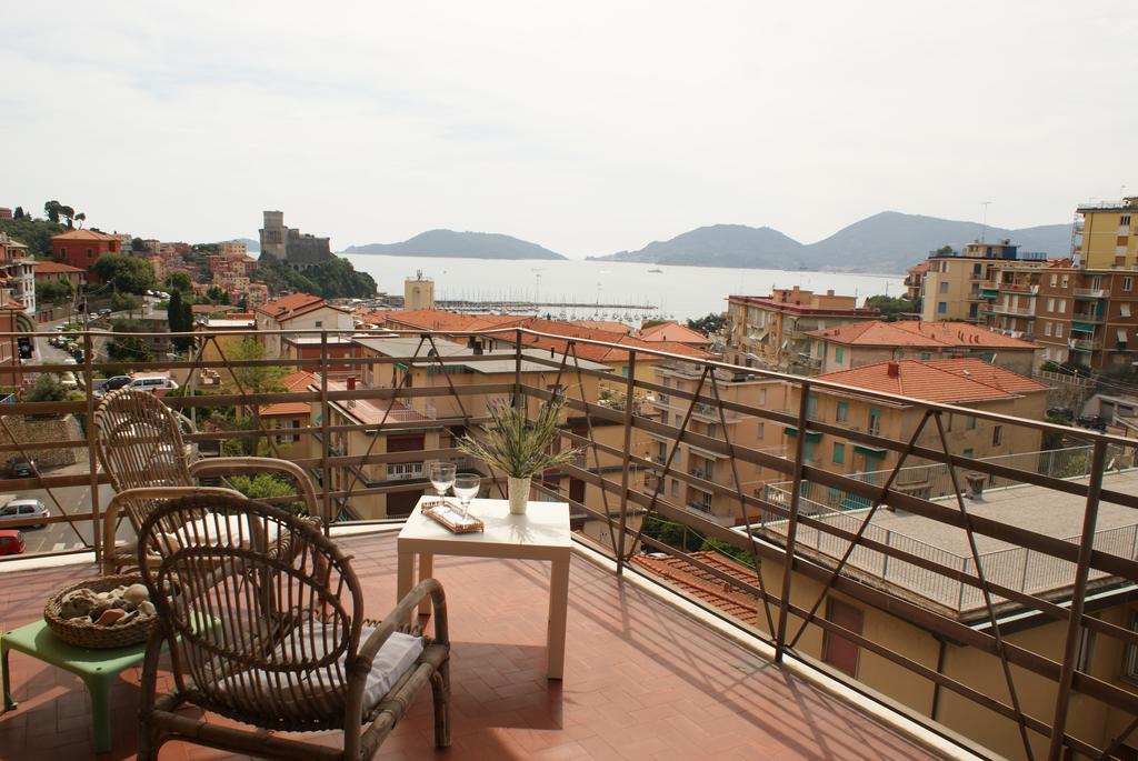 レーリチIl Terrazzo Sul Castelloアパートメント エクステリア 写真